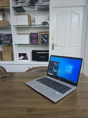 Laptop HP EliteBook 830 G8 - Intel Core i7, 16GB RAM, 512GB SSD