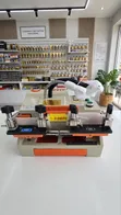 Defu 100E1 Double-Head Key Cutting Machine - 1