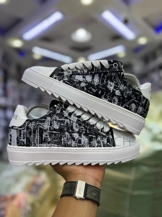 Numeris Atelier Low "Chalk Black" Sneakers za Ngozi - 1