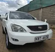 Toyota Harrier 2005 White - 4