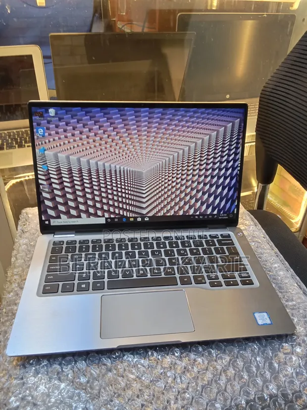 Laptop Dell Latitude 7400 8GB RAM, Intel Core i5, 512GB SSD - 1