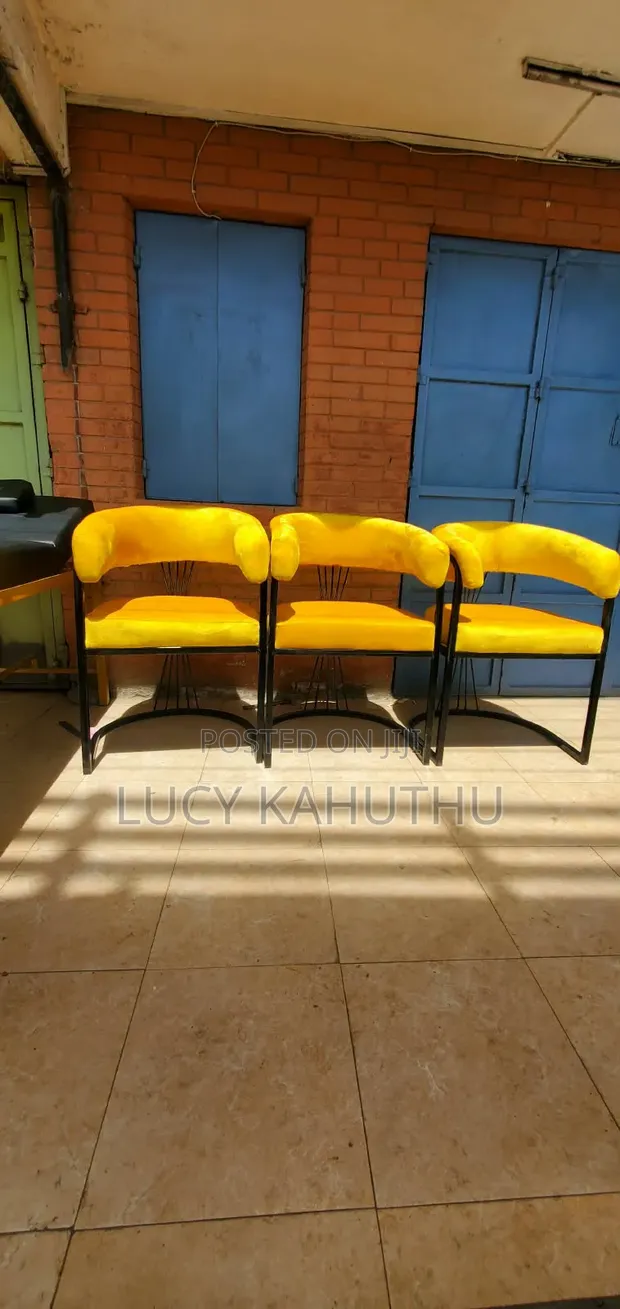 Stylish Pedicure & Manicure Chairs with Footrest - 1