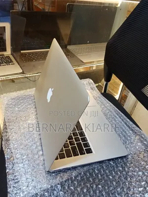 Apple MacBook Air 2015 8GB RAM 128GB SSD