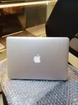Apple MacBook Air 2015 8GB RAM 128GB SSD - 5