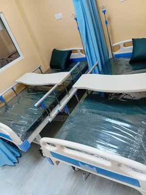 Manual Crank Hospital Bed with Mattress, Feeding Table & Drip Stand
