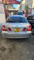 Toyota Premio 2006 Nyeupe - 2