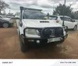 Toyota Hilux 2014 Nyeupe - 2