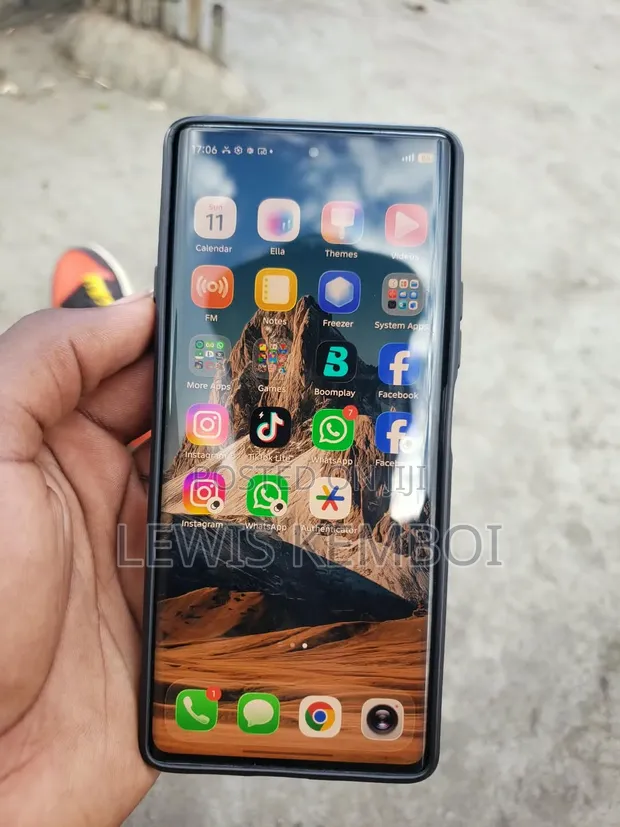 Tecno Camon 40 256GB Green - 1