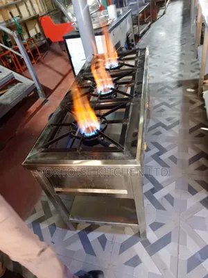 Stainless Steel Commercial 3-Burner Gas Cooker 140cm