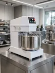 54L Commercial Spiral Dough Mixer - Mpya Kabisa - 1