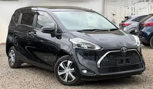 Toyota Sienta 1.5 FWD 2019 Nyeusi