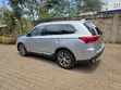 Mitsubishi Outlander 2016 Nyeusi - 3
