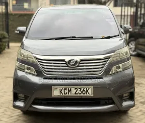 Toyota Vellfire 2010