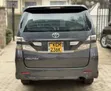 Toyota Vellfire 2010 - 3