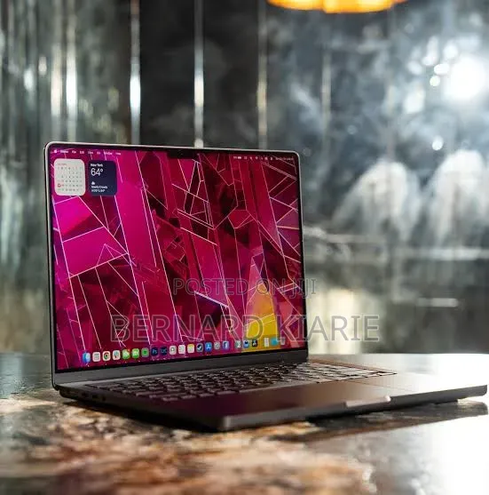 Laptop Intel Core i5 8GB RAM 256GB SSD - 1