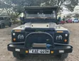 Land Rover Defender 2001 Kijani - 1