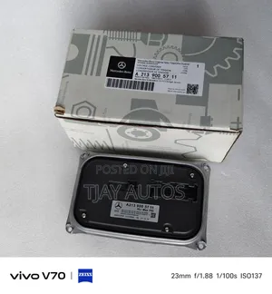 Mercedes-Benz W205/W213 Headlight Ballast Control Module