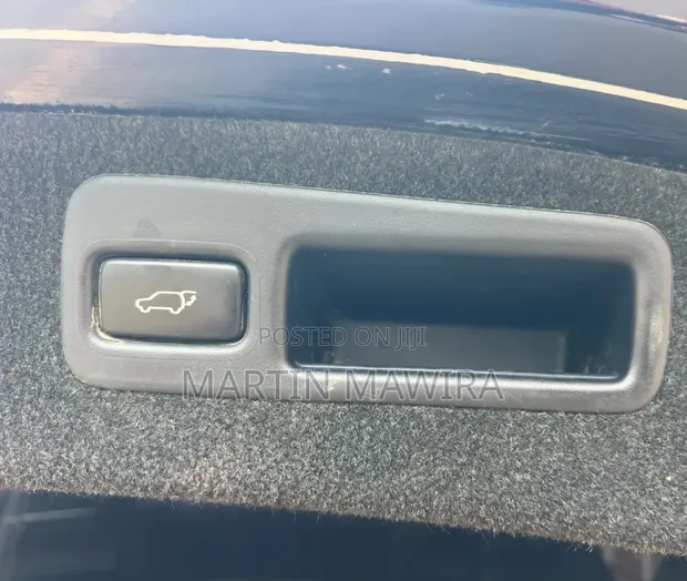 Toyota Harrier 2017 Nyeusi - 1
