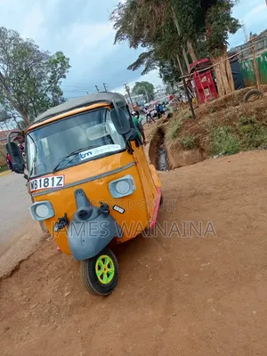 Piaggio Scooter 2019 Njano