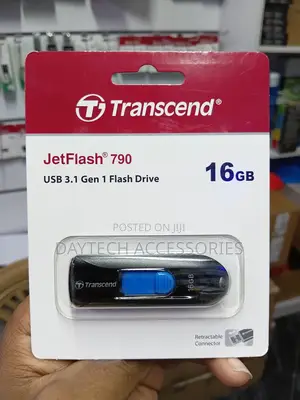 Transcend 16GB JetFlash 790 USB 3.0 Flash Drive