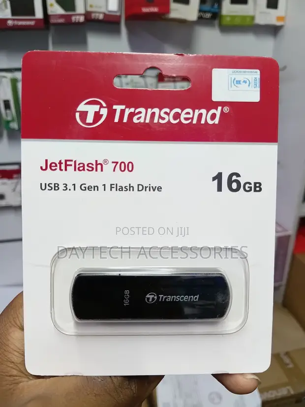Transcend JetFlash 700 16GB USB 3.0 Flash Drive - 1