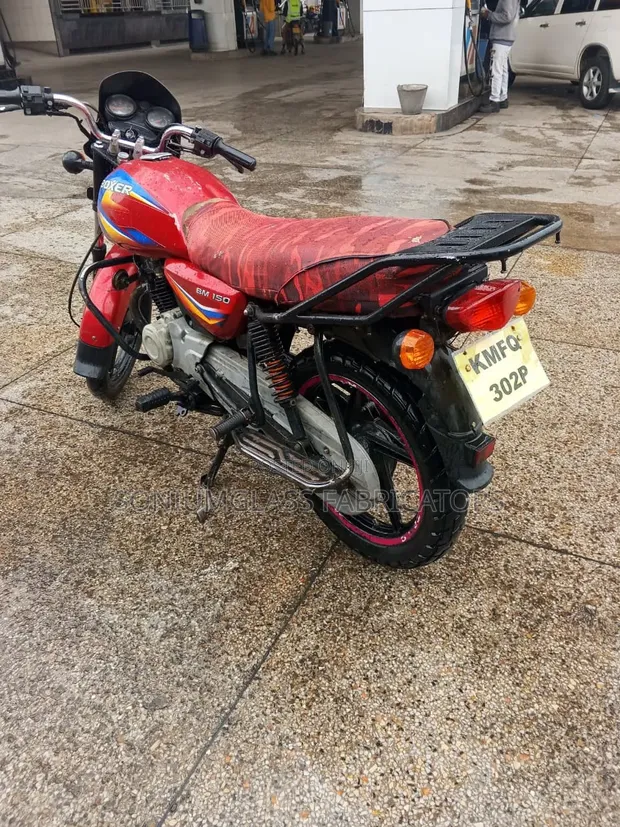 Bajaj Boxer 150 UG 2021 Red - 1