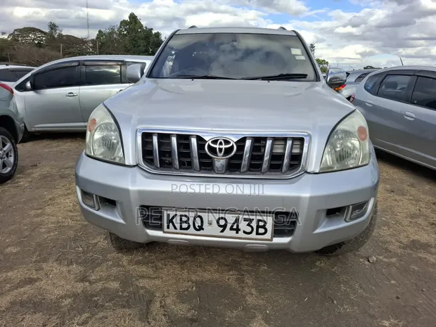 Toyota Land Cruiser Prado 3.0 D-4D 2005 Silver - 1