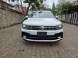 Volkswagen Tiguan 2.0T SEL Premium R-Line AWD 4MOTION 2019 White - 1
