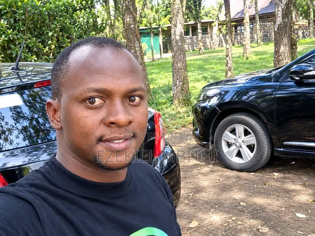 Mtaalamu wa Matangazo na Masoko - Ezekiel - 1