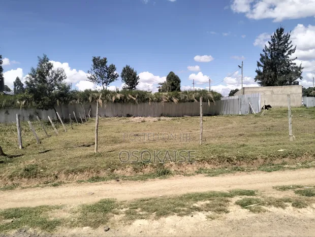 Kiwanja Kinauzwa Baraka Land Area, Eldoret - 1