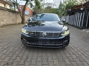 Volkswagen Passat 2.0T SE R-Line 2019
