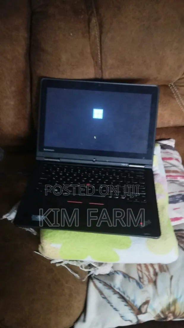Lenovo ThinkPad Yoga Laptop 8GB RAM, 512GB HDD - 1