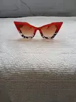Classy Oversized Cat-Eye Sunglasses - Red & Tortoiseshell - 2