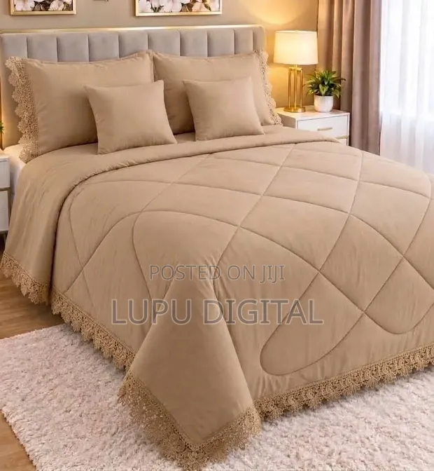 Victorian Frill Duvet Set - Brand New - 1