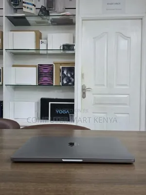 Apple MacBook Pro 2019 13" Intel Core i7, 16GB RAM, 256GB SSD