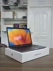 Apple MacBook Pro 2019 13" Intel Core i7, 16GB RAM, 256GB SSD - 3