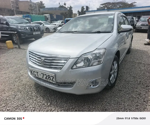 Toyota Premio 2012 Silver - 1