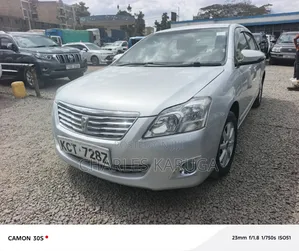 Toyota Premio 2012 Nyeupe