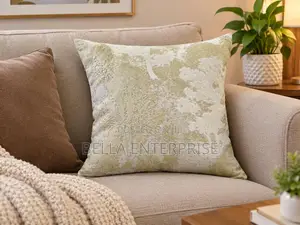 Elegant Throw Pillow Covers (45x45 cm)