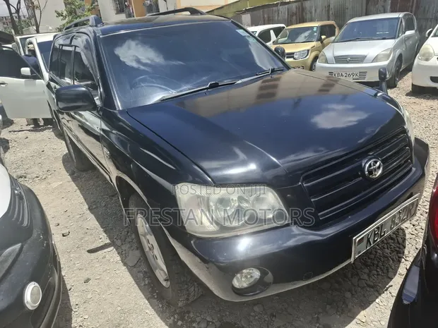 Toyota Kluger 2002 Nyeusi - 1