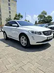 Volvo XC60 2017 Nyeupe - 1