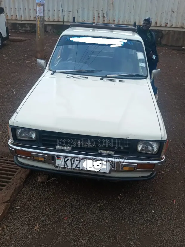 Toyota Hilux 1992 - 1