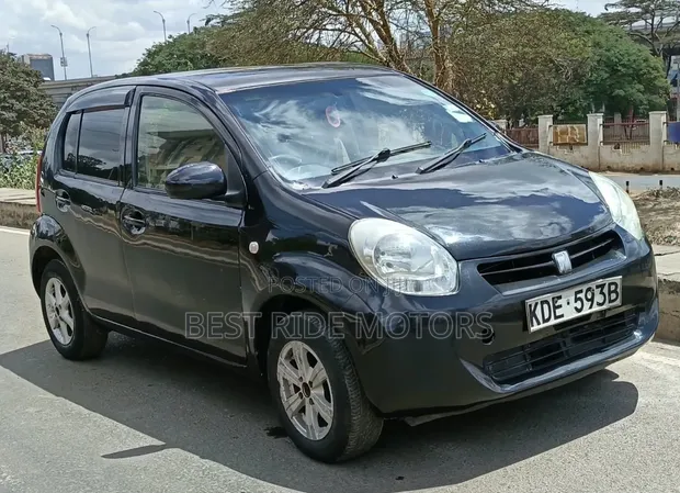 Toyota Passo 1.0 FWD 2014 Black - 1