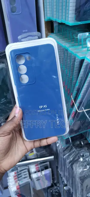 Kava ya Nyuma ya Silicone ya Bluu kwa Oppo A5 (2025 / 4G / 5G)