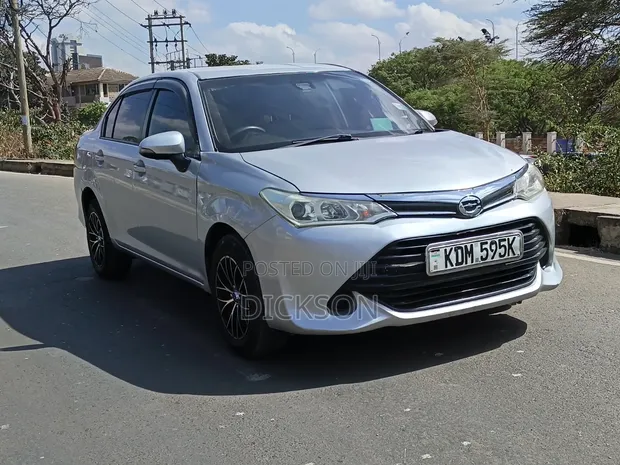 Toyota Axio 1.5 G 2WD 2016 Silver - 1