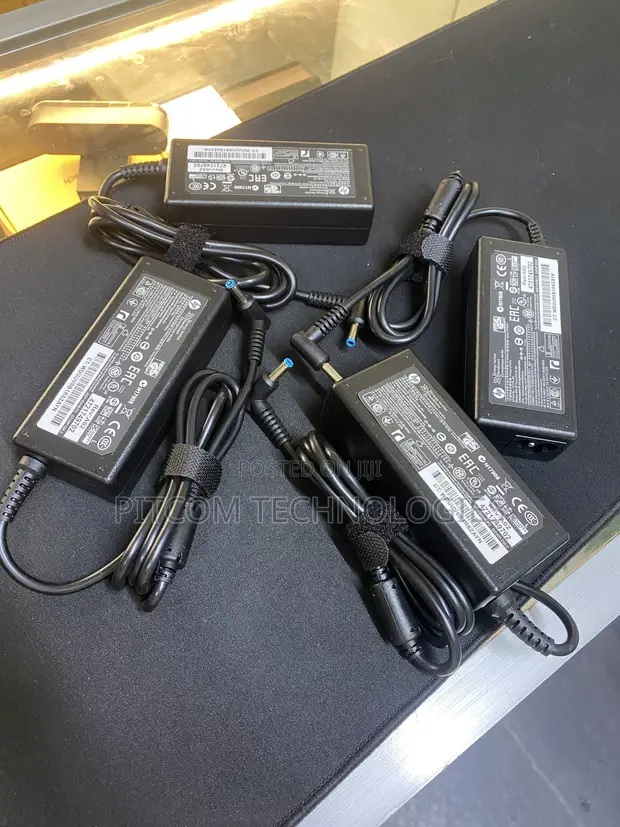 HP Bluepin 65W Adapter - 1