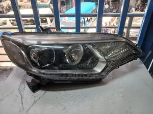 Honda Fit Headlights 2018 (Zilizotumika, Japan)