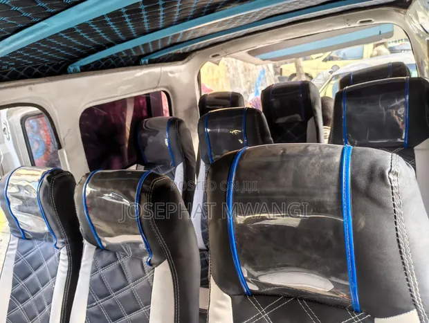 Van Car Seats - Toyota Vannette, Townace, Suzuki - 1