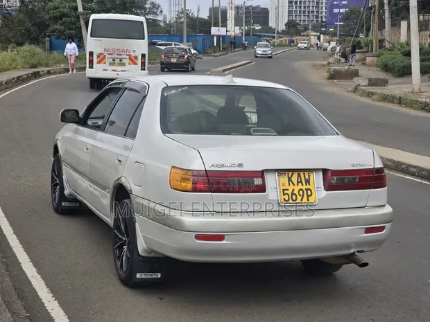 Toyota Premio 2001 Beige - 1