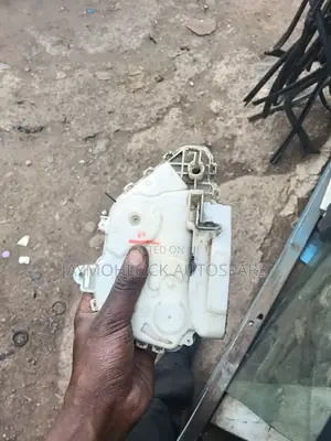 Kifunga Mlango cha Honda CR-V (Kimetumika)